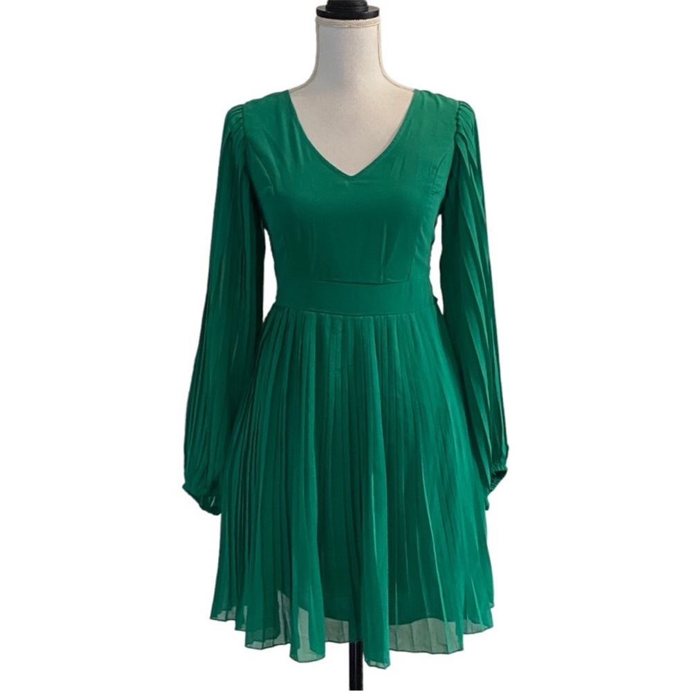 Green Pleated Dress Womens Small Long Sleeve Flowy Christmas Holiday Party Event